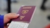 Для жителів Косова почав діяти безвізовий в’їзд до країн Шенгенської зони