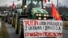 У Польщі передали до суду справу про плакат «Путін, наведи лад з Україною»