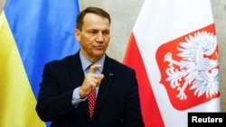 Міністр закордонних справ Польщі зазначив, що мир в Україні повинен бути на справедливих умовах
