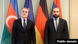 Ceyhun Bayramov və Ararat Mirzoyan