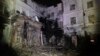 За даними місцевої влади, троє цивільних отримали легкі забої та гостру реакцію на стрес