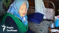 «Треба зараз виїхати, а не бігти по полю під обстрілами». Волонтери вмовляють людей евакуюватися з Харківщини (відео)