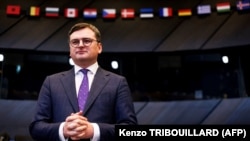Дмитро Кулеба зауважив, що на сьогодні понад 19 тисяч дітей незаконно депортовані РФ.
