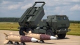 Украина: Батыш курал-жаракка койгон чектөөнү алып салды