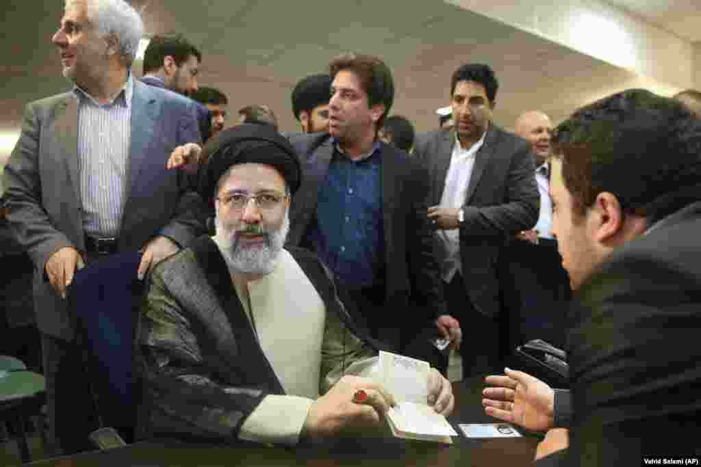 او پس از آن&zwnj;که به عنوان &laquo;قهرمان مبارزه با فساد&raquo; در محافل سیاسی ایران سر زبان&zwnj;ها افتاد، وارد انتخابات ریاست جمهوری سال ۹۶ شد؛ انتخاباتی که در رقابت با حسن روحانی شکست خورد. 