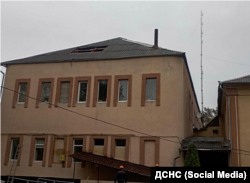 Наслідки ударів російських дронів по місту Нетішин Хмельницької області, де розташована Хмельницька АЕС. 25 жовтня 2023 року