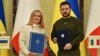 Голова уряду Італії Джорджа Мелоні (л) і президент України Володимир Зеленський, Київ, 21 лютого 2023 року