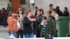 Тоолуу Карабак: Качкындардын агымы, Бакунун убадасы