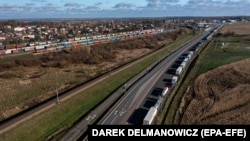 21 листопада українські прикордонники повідомили, що у Словаччині перевізники заблокували рух вантажівок через «Вишнє-Нємецке». Фото ілюстративне 