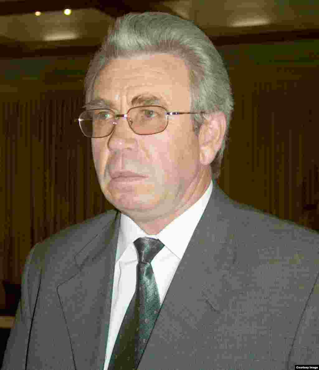 Николай Танаев (с 22 мая 2002 года по 25 марта 2005 года). 