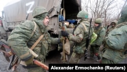 У британській розвідці нагадують, що минулого тижня було поширено відео, на якому, як повідомляється, представники угруповання «ЛНР» відмовляються від участі у наступальних операціях на Донеччині. Фото архівне