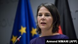«Зрозуміло: Україні потрібно більше військової техніки, особливо важкого озброєння»