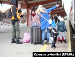 Українські біженці у польському Перемишлі, березень 2022 року