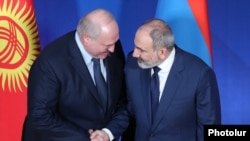 Александр Лукашенко и Никол Пашинян, 2022 г.