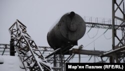 Наслідки ракетного обстрілу Росії на одному з енергетичних підприємств України