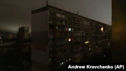 За даними Укргідрометцентру, 14 січня у Києві буде хмарно з проясненнями, без опадів – вночі 3-5° морозу, вдень 0-2° тепла