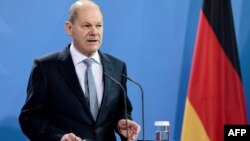 Олаф Шольц закликав Росію до деескалації ситуації