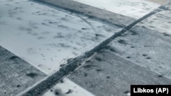 Супутникові знімки від 10 лютого 2023 року показують зони інтенсивного артилерійського обстрілу ферм і полів на південний захід від Павлівки. Фото ілюстративне 