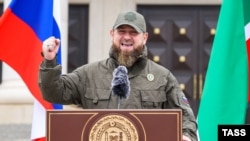 Провладні російські телеграм-канали опублікували військової наради з Кадировим, проведеної нібито в Україні