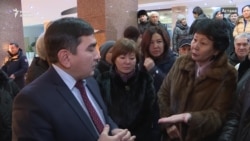 Дольщики требуют встречи с акимом