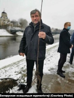 Дрэўца ад Андрэя Бастунца і Беларускай асацыяцыі журналістаў