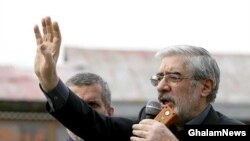 میرحسین موسوی. عکس تزئینی است.