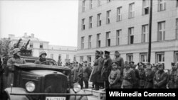 Савецка-нямецкі парад у Берасьці 22 верасьня 1939