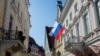 Естонія і Латвія висилають російських послів