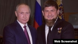 Президент Росії Володимир Путін (л) і голова Чечні Рамзан Кадиров, архівне фото