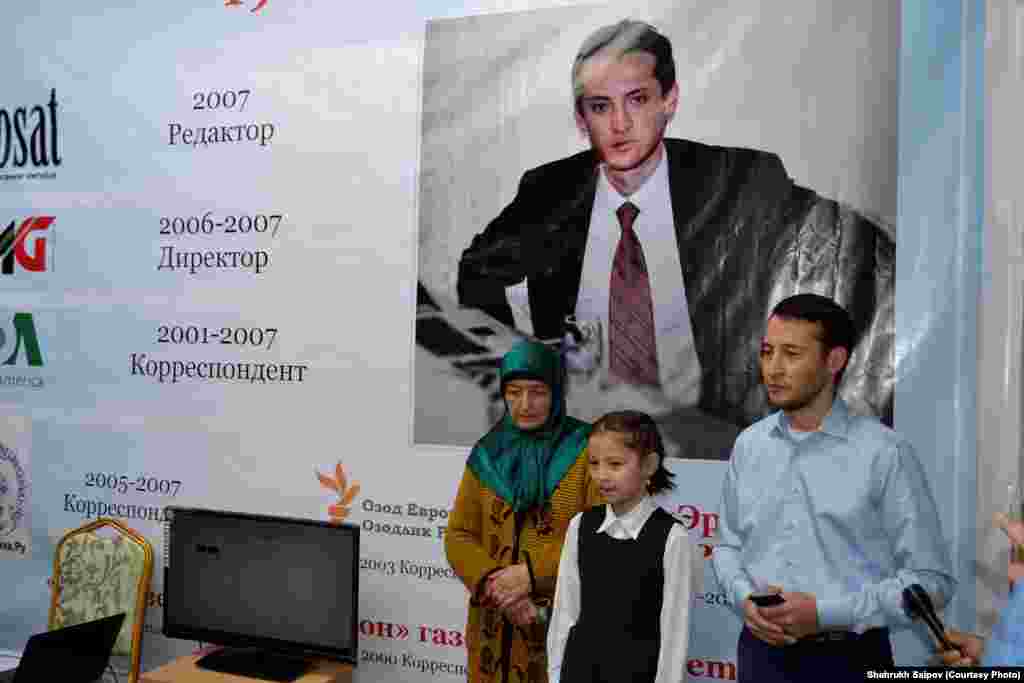 Мать покойного Алишера Саипова Зайнабхан Саипова, брат Шахрух Саипов и дочь Зулайка. 