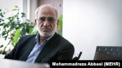 محمدحسین مقیمی استاندار تهران می‌گوید که «زیرساخت‌های شهری در برخی از شهرهای استان تهران و حاشیه این شهرها مناسب نیست».