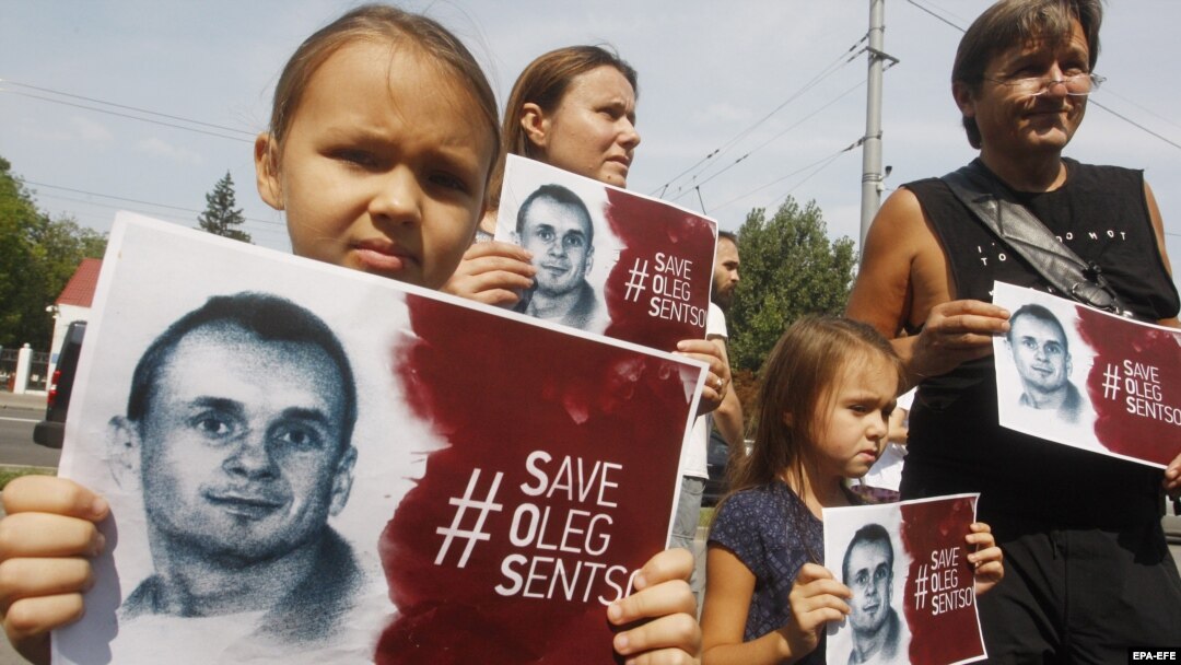 Під час акції біля посольства Росії в Україні з вимогою звільнити режисера Олега Сенцова та інших українських політв’язнів, Київ, 21 серпня 2018 року