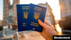Прем’єр-міністр Денис Шмигаль назвав українське громадянство «привілеєм» і додав, що ті, хто на нього претендують, мають знати «основоположні засади» України