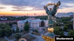 «У всіх регіонах і серед всіх вікових груп домінує оцінка напрямку як правильного»