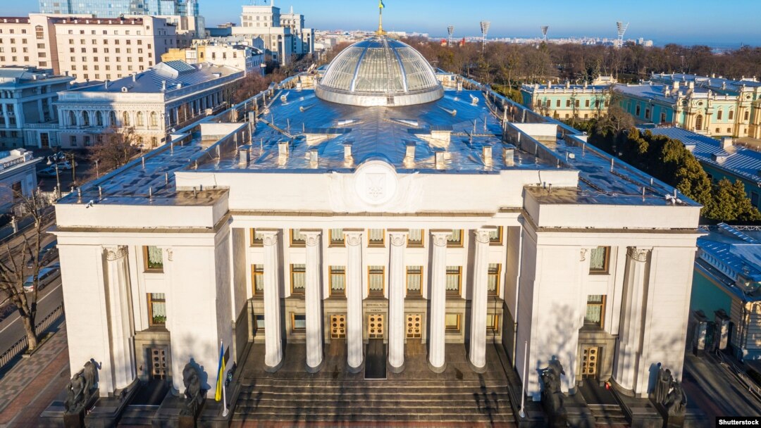 «Взимку очікується відродження олігархічних сил, які прагнуть зберегти свої економічні та політичні переваги»