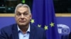 Берлін прагнутиме від ЄC призупинення права голосу для країн-порушниць. Politico пише, що йдеться про Угорщину