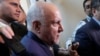 انتقاد زنگنه از مخالفت‌ها در داخل کشور و تاخیر در عقد قراردادهای نفتی