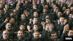 سپاه پاسداران انقلاب اسلامی ايران که گفته می شود دارای حداقل ۱۲۵ هزار نيرو است، قدرتمندترين بخش نيروی نظامی جمهوری اسلامی ايران به شمار می رود و بر بخش های زيادی از اقتصاد اين کشور سلطه دارد.(عکس: ایسنا)