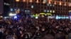 У Києві на майдані Незалежності сталася штовханина між активістами і силовиками (відео)
