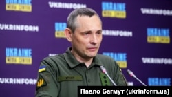 Українські пілоти і інженери продовжують навчання на винищувачах F-16, повідомив речник Повітряних сил ЗСУ Юрій Ігнат