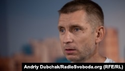 Олег Котенко каже, що зараз перебуває на звільнених територіях Донецької області, але після повернення напише заяву