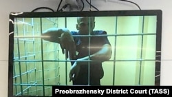 З середини серпня адміністрація російської колонії чотири рази відправляла Олексія Навального до штрафного ізолятора
