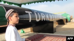 Türkmenistan Ýewropa zerur bolan möçberde tebigi gaz akdyrmak üçin ylalaşyklara islendik wagt gol goýmaga taýýardygyny aýdýar.