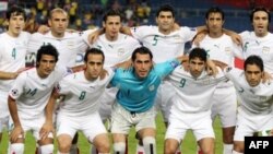 اين مسابقه قرار بود که در تهران انجام شود، ولی به دليل شرايط نامناسب جوی ايران، با يک روز تاخير در ورزشگاه اختصاصی تيم السد قطر انجام شد.