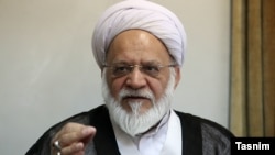 مصباحی‌مقدم، عضو مجمع تشخیص گفته قدرت تحریم آمریکا ده برابر دیگر کشورهاست. 
