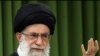 آیت‌‌الله خامنه‌ای هیلاری کلینتون را «دوره‌گرد» خواند