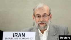 محمدجواد لاریجانی، دبیر ستاد حقوق بشر قوه قضائیه ایران، می‌گوید که در جمهوری اسلامی «هیچگاه یک فرد به سبب دین، مذهب و یا قومیتش مجازات نمی‌شود».