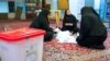 نمایی از شمارش آرای انتخابات شوراها پس از اتمام انتخابات ۱۴۰۰ در بامداد شنبه ۲۹ خرداد