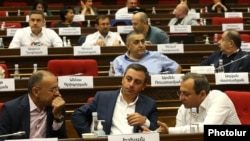 Ishkhan Saghatelian (in the front row center) and other members of the opposition Hayastan faction in the Armenian parliament (file photo).