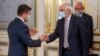 Віцепрезидент Єврокомісії прокоментував ризики скасування безвізу між Україною та ЄС
